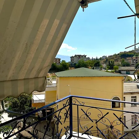 Casaflow's Appartement Gjirokastër
