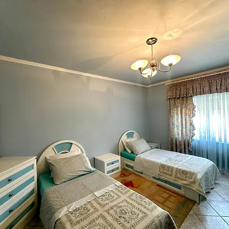Casaflow's * Gjirokastër